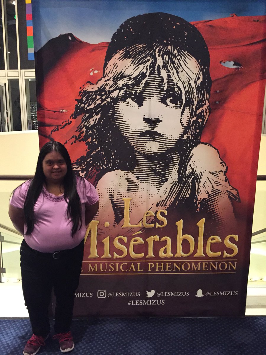 geortega36's tweet photo. #LesMisérables #BroadwayInHouston #HobbyCenter  #FridayNightOuting https://t.co/jDZBsRgvEO