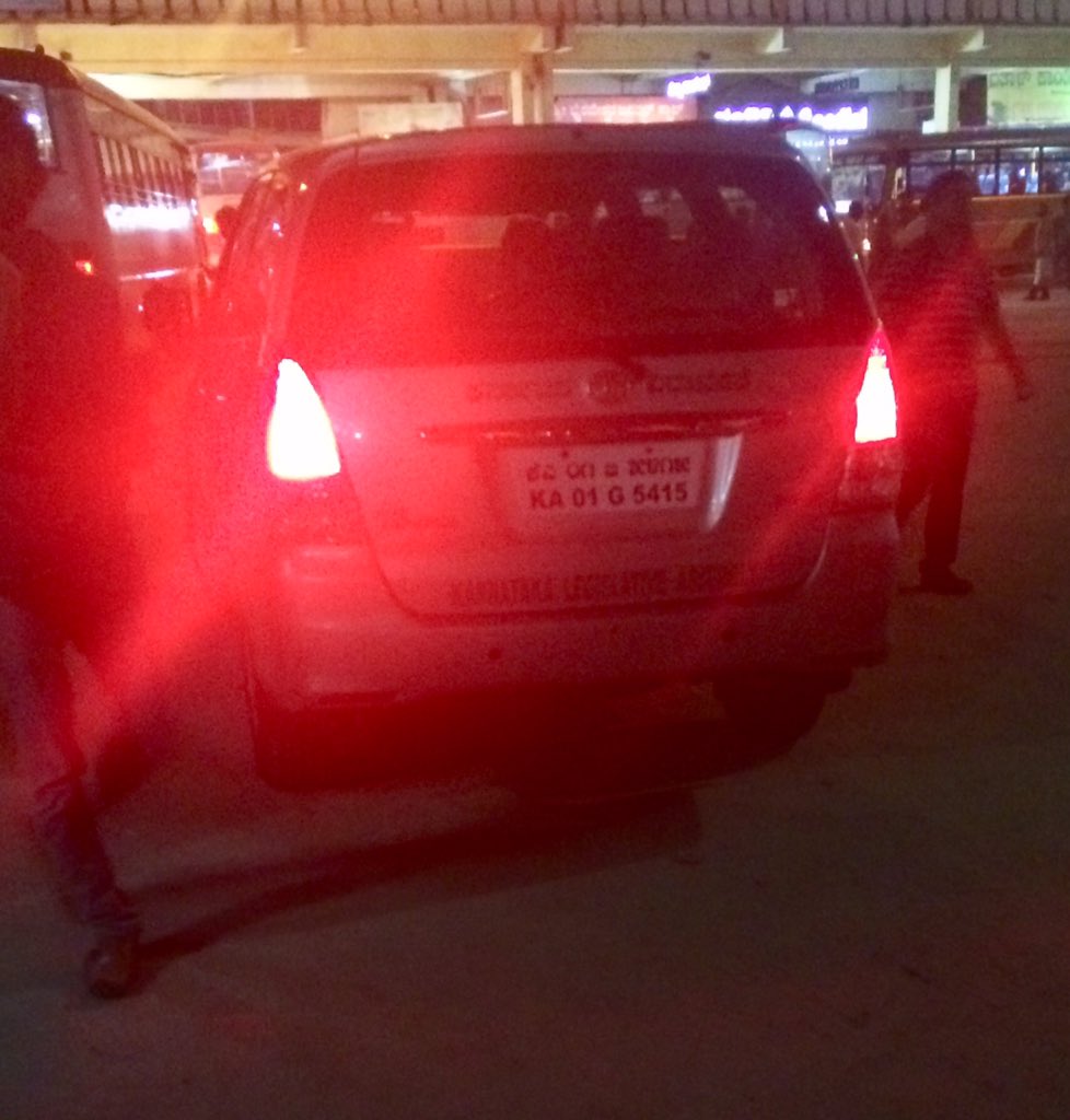 VUmakantha's tweet image. Bad Boy Barges into KSRTC Bus Stand-private vehicles are not allowed,stops the car in front of a Bus, drops his Son. Takes his time to c him off. Bad boy happens to b MLA from Karnataka. #stopvipculture #equalrights @BJP4Karnataka @INCIndia @PMOIndia @tv9kannada