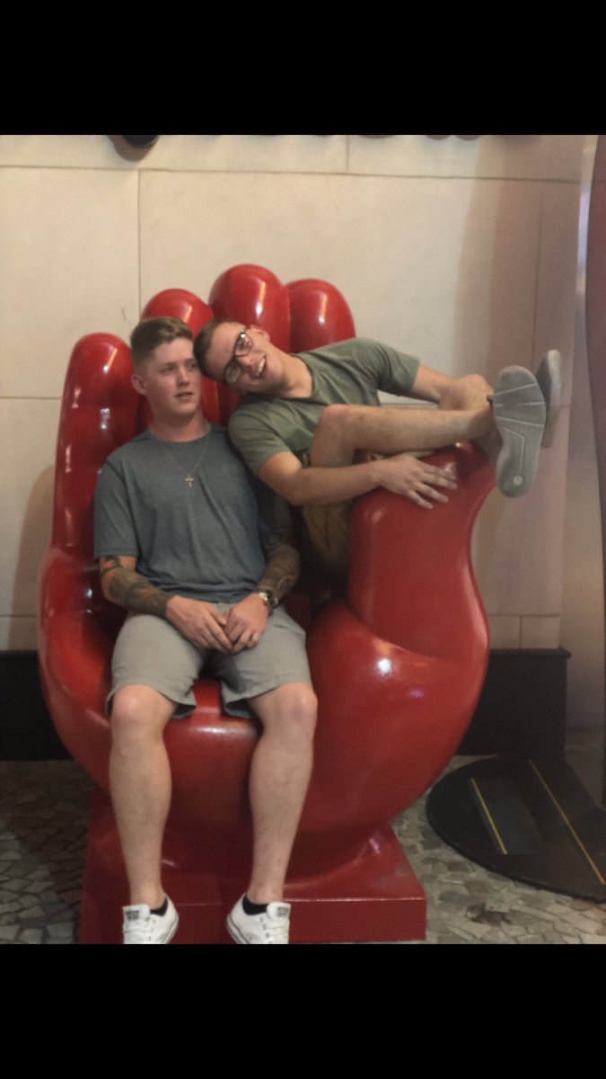 Sweet Jones Jr (Downey_Fresh_) Twitter