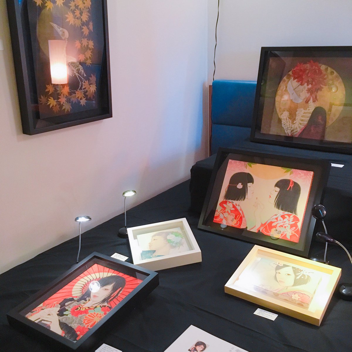 Art_Scenes's tweet photo. 写真中の作品でお値段など詳細をご希望の方は、お取り次ぎしますのでお気軽にDMして下さい!
#art #artfair #神戸アートマルシェ #神戸アートマルシェ2018 #kobeartmarché #kobeartmarche2018 #GALLERYCLASS https://t.co/2Zv1Nm9GsM