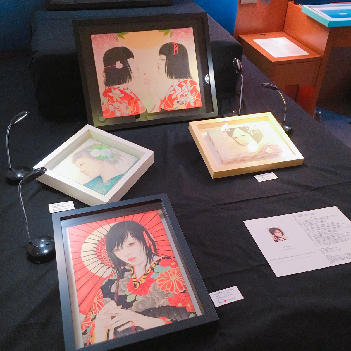 Art_Scenes's tweet photo. 写真中の作品でお値段など詳細をご希望の方は、お取り次ぎしますのでお気軽にDMして下さい!
#art #artfair #神戸アートマルシェ #神戸アートマルシェ2018 #kobeartmarché #kobeartmarche2018 #GALLERYCLASS https://t.co/2Zv1Nm9GsM