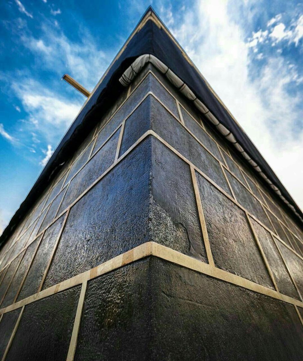 b6rb3's tweet photo. قد يمنع الله عنك سوء الأقدار على هيئة:
عطل في سيارتك
تأخر في استيقاظك من نومك
مرض في جسمك
ضيف مفاجئ يمنعك من الخروج
رفض زواج
عدم القبول في وظيفة
تأخر في الإنجاب
وغيرها الكثير
تذكر فقط
لو فتح اللهُ لنا الغيب
لسجدنا شكراً على أمور حجبها الله عنا
فالحمد لله دائماً وأبداً https://t.co/tRAxqJNTKQ