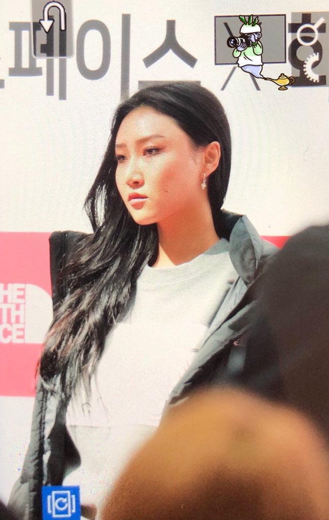 180929
노스페이스 X 화사 팬사인회

화사 프리뷰

#마마무 #화사