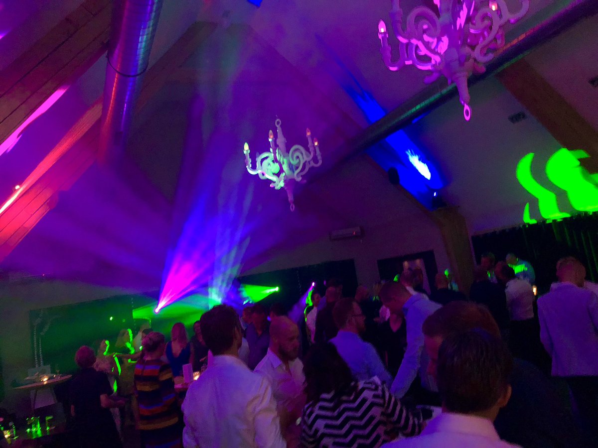 RestaurantFox's tweet photo. Party party #feest #feestzaal #feestlocatie #partycentrum #twente #touwlocatie #trouwenintwente https://t.co/wFnfGh2qpt