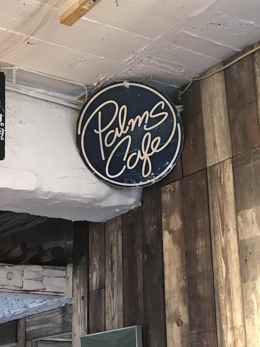 QwjxC's tweet photo. 熊本物産展のあとは移動して世田谷ライフ巡り〜💙
パームスカフェに来たよ☕️

#田口淳之介
#世田谷ライフ
#PalmsCafe

メニューは最初はやっぱり田口くんと同じにしたけどハンバーガーとかピザも美味しそう！
また来たいな(๑˃̵ᴗ˂̵) https://t.co/Ht3OiGed6W