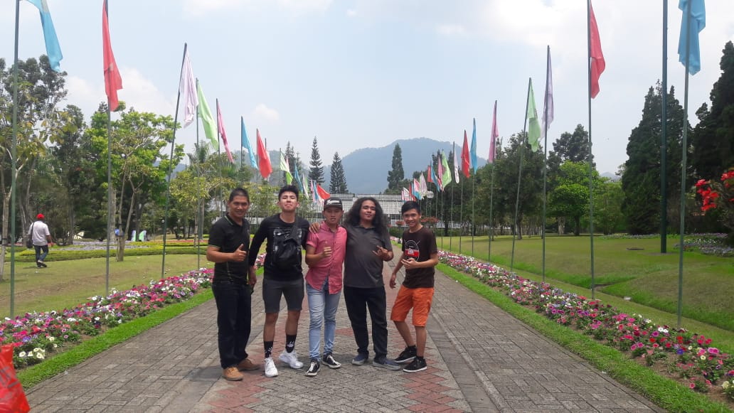 JosiaDFR's tweet photo. ma gengs maa boys😅 https://t.co/yZuPUs6oPq