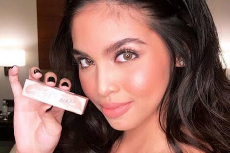joressssa's tweet photo. MAC MAKER MAINE is having an event in trinoma, get ur own lippie there! check out my review: https://t.co/zZnAxf1FB2 #mainedcmMACTrinoma https://t.co/FJDNwvMBuS