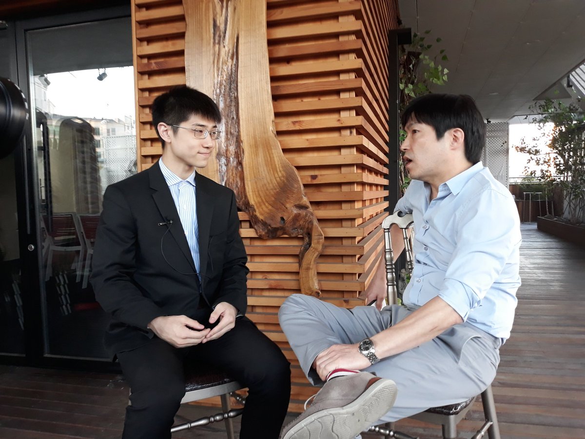 TomKuLive's tweet photo. [#TomKuLive] interview with David Bao from #Ambr -world's first DAG-based #smartcontract platform https://t.co/SRrR44kBNO