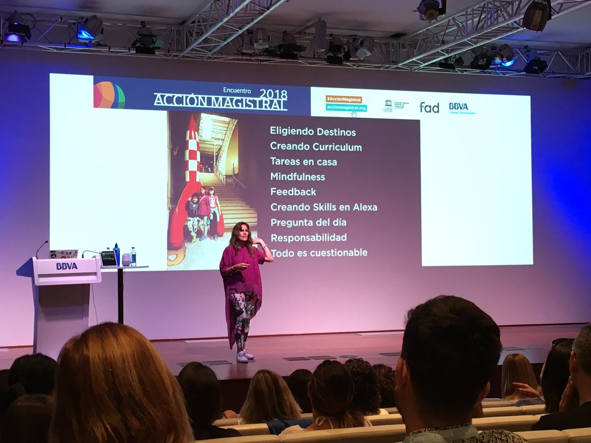 albonubesP's tweet photo. ‘La participación es la base del talento social’ conociendo el proyecto familiar de aprendizaje de los #LearningGypsies en #AcciónMagistral https://t.co/YHb6iAgLTE