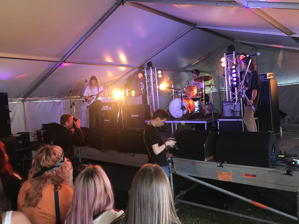 theAUreview's tweet photo. Trio Velvet Elevator bringing the Doom to #yoursandowls @yoursandowls #festivals #metal #wollongong @ElevatorVelvet https://t.co/LPCbgJHIEX