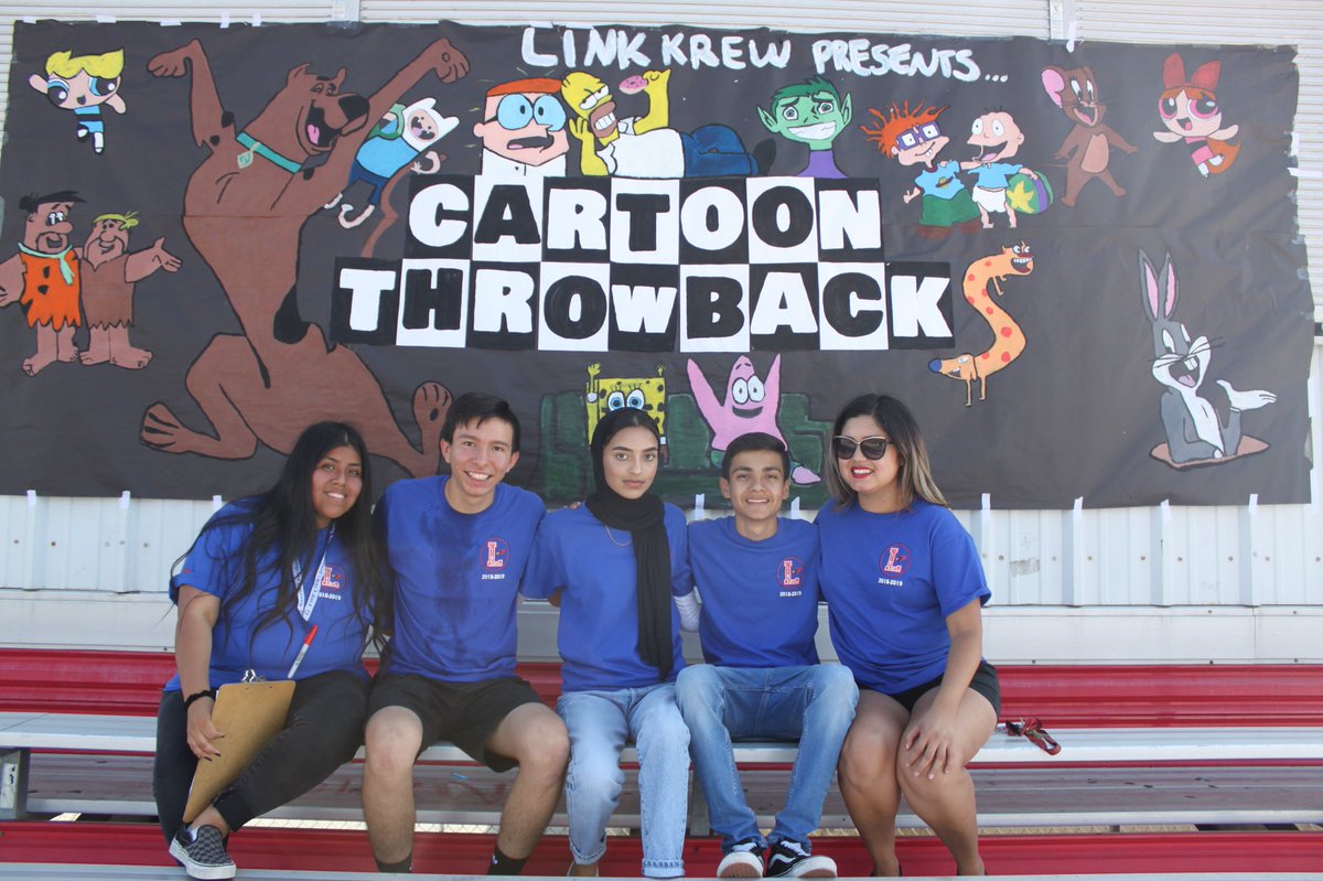 LWLinKrew's tweet photo. All smiles at today’s first Link Krew event of the year! Cartoons made a comeback.  #theCVway #LawndaleLinKrew https://t.co/zBWZ3YhE0K