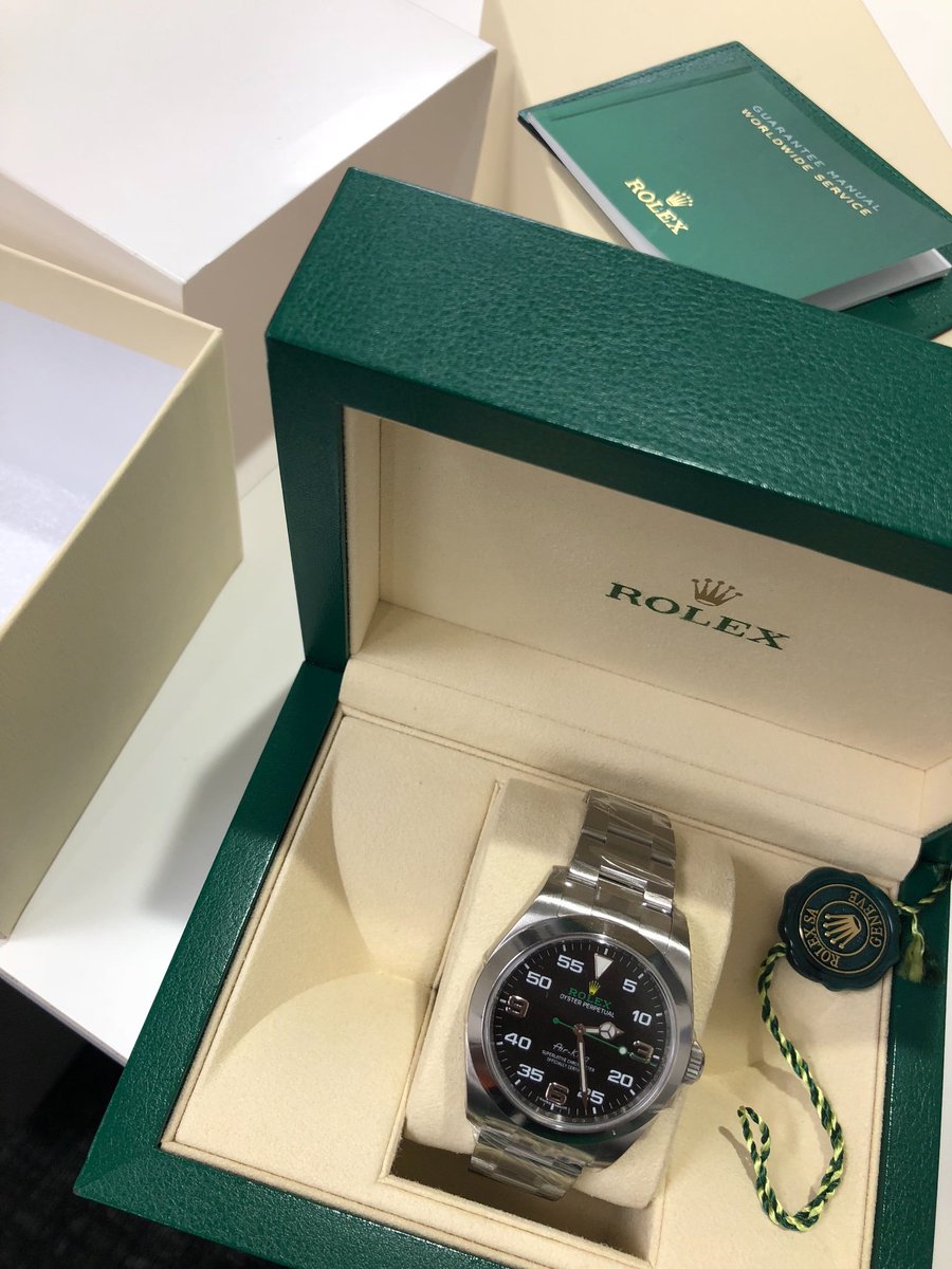 ギャラリーレア神戸元町店 V Twitter スピードモーターのようなインパクトのある文字盤が特徴的なエアキング 王冠とロゴの色合いもいいですね Rolex Airking 時計 高級時計 腕時計 機械式時計 ロレックス エアキング