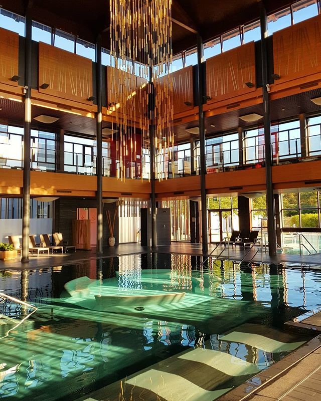 Saunabereich wieder geöffnet: ✔️ Die Revision ist abgeschlossen. 🕘 Ab 9:00 Uhr ist unser Saunabereich wieder für euch geöffnet! 😊
.
#asiaspaleoben #sauna #finnischesauna #entspannen #aufguss #hautpflege #duftreise #aroma #wellness #spatime #leoben #h… ift.tt/2NRDdrW