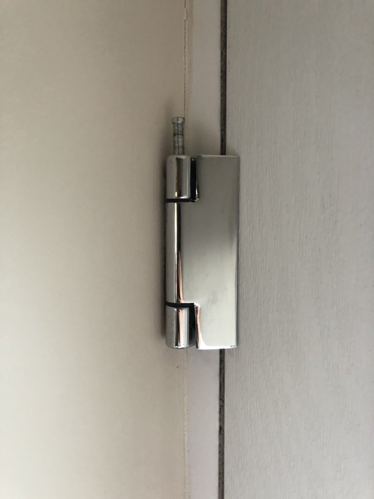 AWilliams_14's tweet photo. @safestyle top quality workmanship! Top quality standard! Never known company make so many promises but deliver so many disappointments! #dontbuy they will just take your money and not respond at all!!!! https://t.co/Ve8wJNY4U3