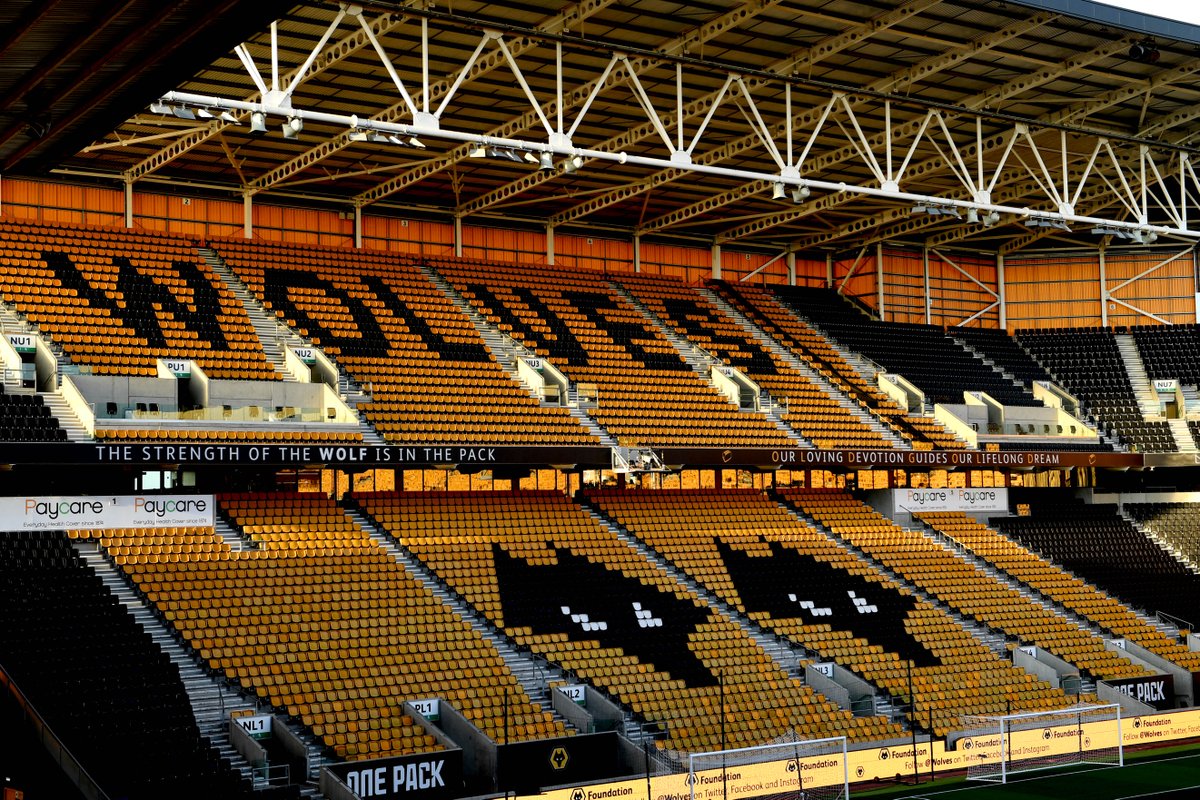 Gameday! Who's going to be at Molineux this afternoon?

🆚 <a href="/SouthamptonFC/">Southampton FC</a> 
🏆 <a href="/premierleague/">Premier League</a> 
⏱ 3pm
📍 Molineux
#️⃣ #WOLSOU 

🐺😇