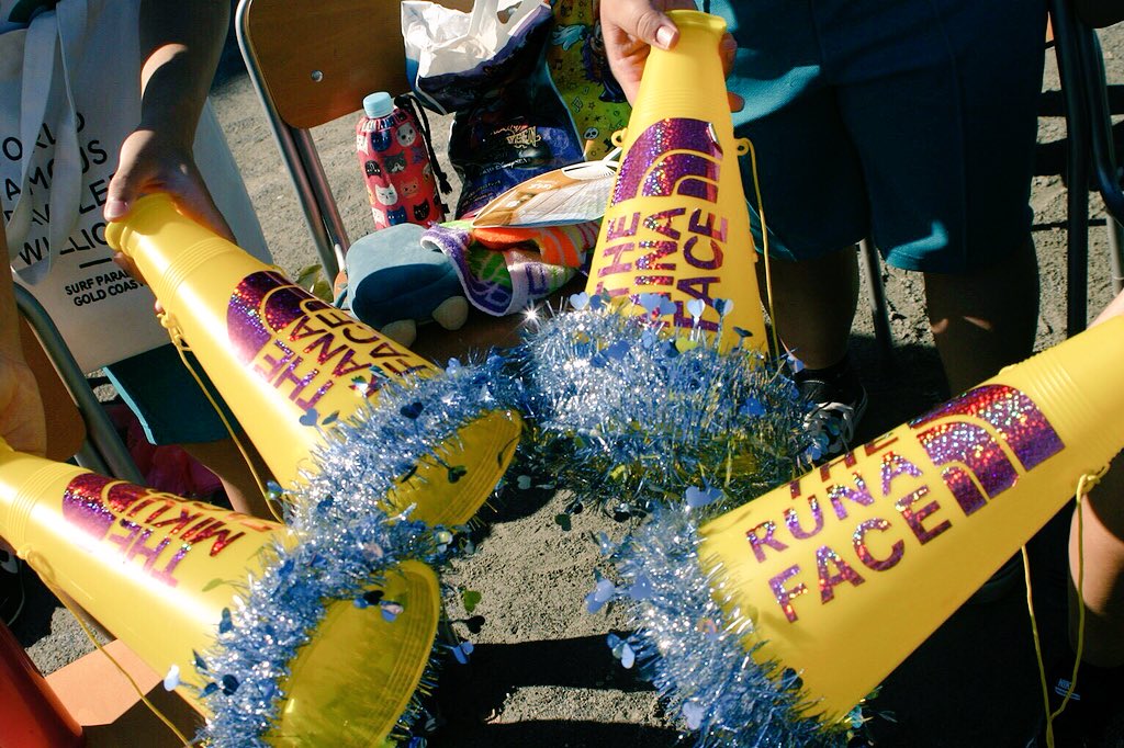 shibataruna's tweet photo. 最後の体育祭！
3日間過ぎるのあっという間すぎたけど
優勝できて本当に良かった😂

部対抗で最後に3年全員で走れてよかったし楽しかった！！！

とにかく良い思い出ができました！

3-2最高✨ https://t.co/sPbN9wXHsy