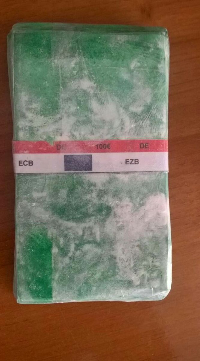 ssdmoverslab's tweet photo. We clean all #banknotes. 
From #Black, #Green, #White #Semifinish to #Ready and Authentic #banknotes.
Contact us wherever you are.  We #Clean at your #Doorstep. https://t.co/efga03ELwX