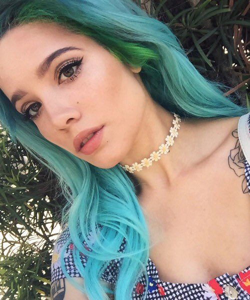 internetqueen02's tweet photo. HAPPY BIRTHDAY TO THE QUEEN OF THE BADLANDS AND HOPELESS FOUNTAIN KINGDOM @halsey 🎉🎂 #halsey #HappyBirthdayHalsey #badlands #hopelessfountainkingdom #famousbirthdays #queenhalsey 💕 https://t.co/PGlLfGetsF
