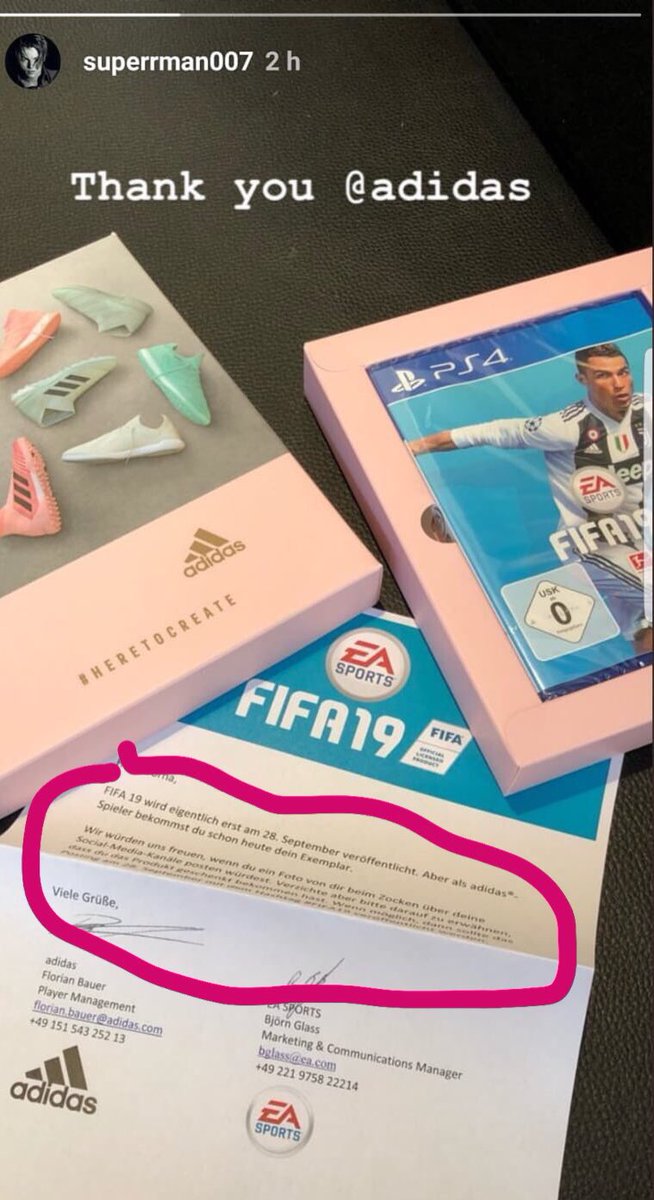 "Verzichte dabei aber bitte darauf zu erwähnen, dass du das Produkt geschenkt bekommen hast"

Weder schlau von Adidas und EA, noch vom Fifa Profi der glaubt, man könne einen Brief trotz Knick nicht lesen.

Ein "tolles" Beispiel für Worst Case Influencer Marketing.