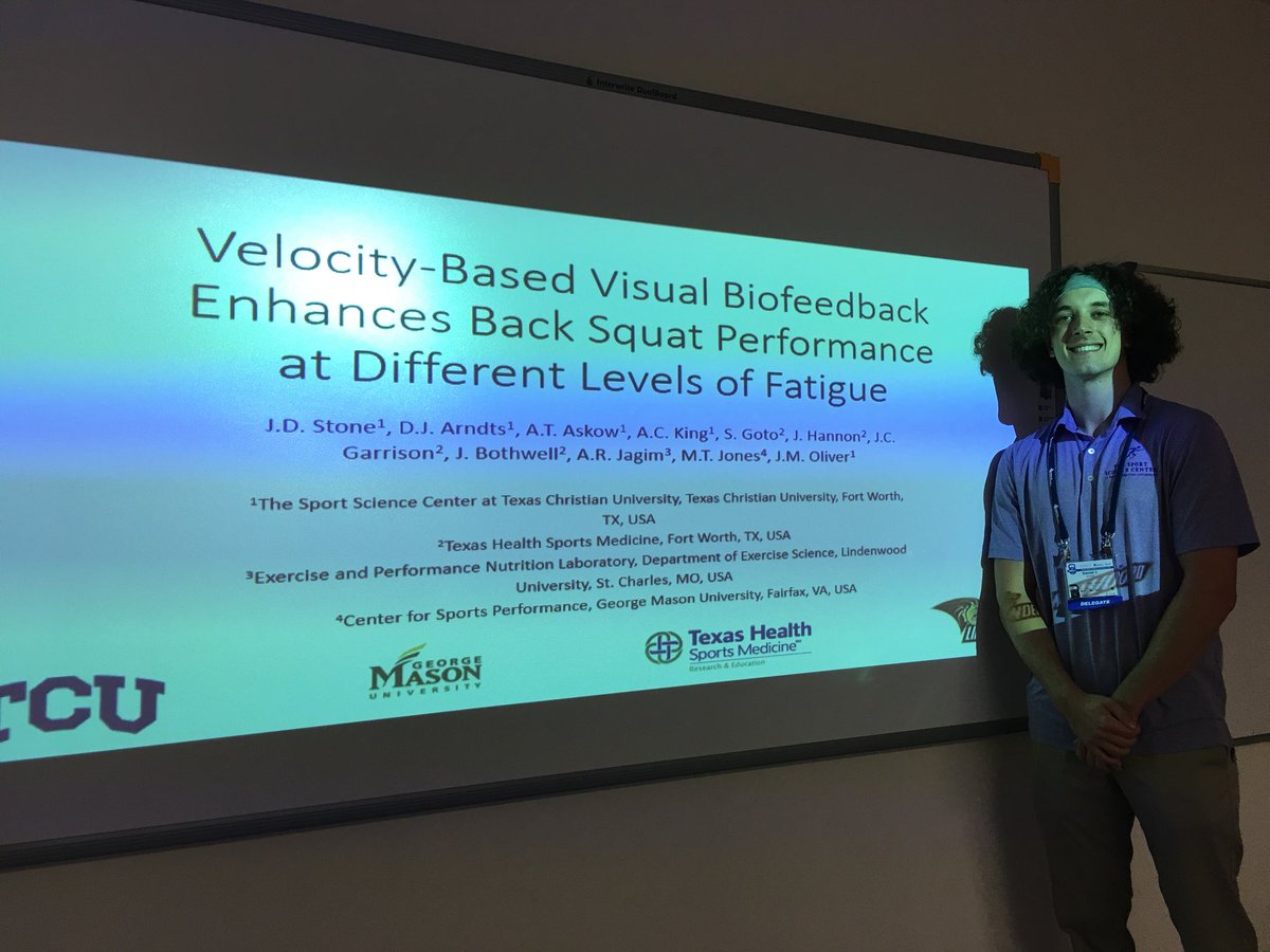 dr_mtjones8's tweet photo. Velocity based visual feedback enhanced peak barbell velocity. Nice presentation by @danarndts at #INSCA2018 Collaborative work from our labs @SSCTCU @AJagim @gmupeakperform https://t.co/eHkd5glSFj