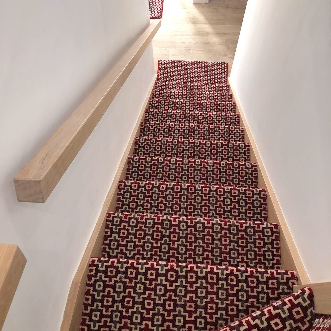 WATS29's tweet photo. B alternative with @AlternativeFlr  #quirkyB #alternativerugs https://t.co/QO6vyaAzfV