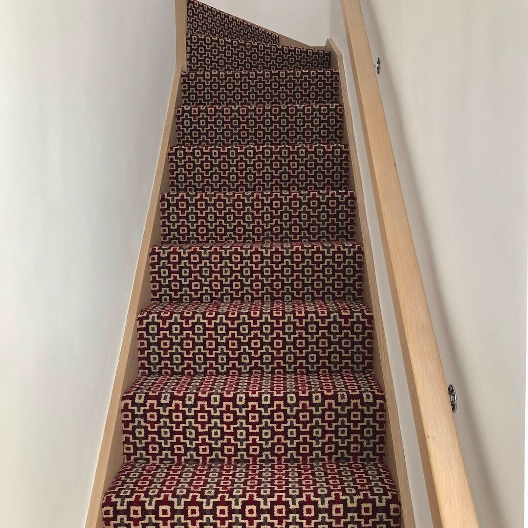 WATS29's tweet photo. B alternative with @AlternativeFlr  #quirkyB #alternativerugs https://t.co/QO6vyaAzfV