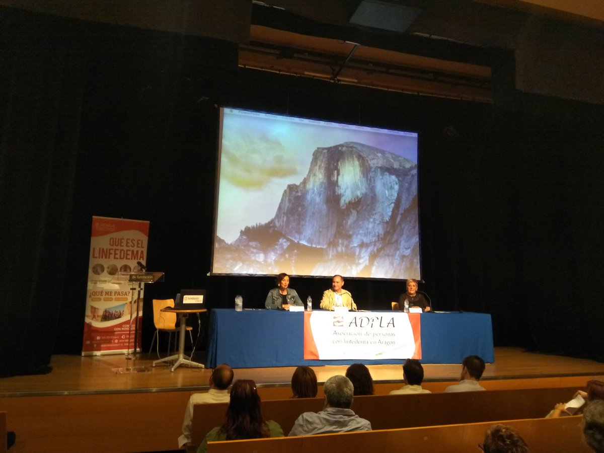 EscuelaSaludARA's tweet photo. Hoy se celebra la Jornada de Prevencion, diagnóstico, tratamiento e investigación del #Linfedema organizada por @AdplaAragon. El DG de Derechos y Garantías de los Usuarios @pablomtzroyo inaugura la jornada. #Sanidad #Aragón. https://t.co/dm5Y0S5TaH