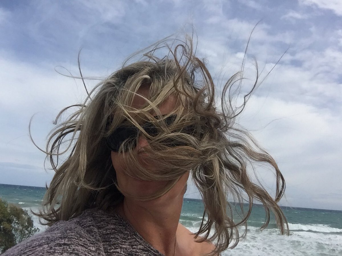 susannahj1's tweet photo. Day 3 of battering winds and rain. #ReadyToComeHome #EverythingClosed #Cyclone #Greece https://t.co/M49Fh8Px5n