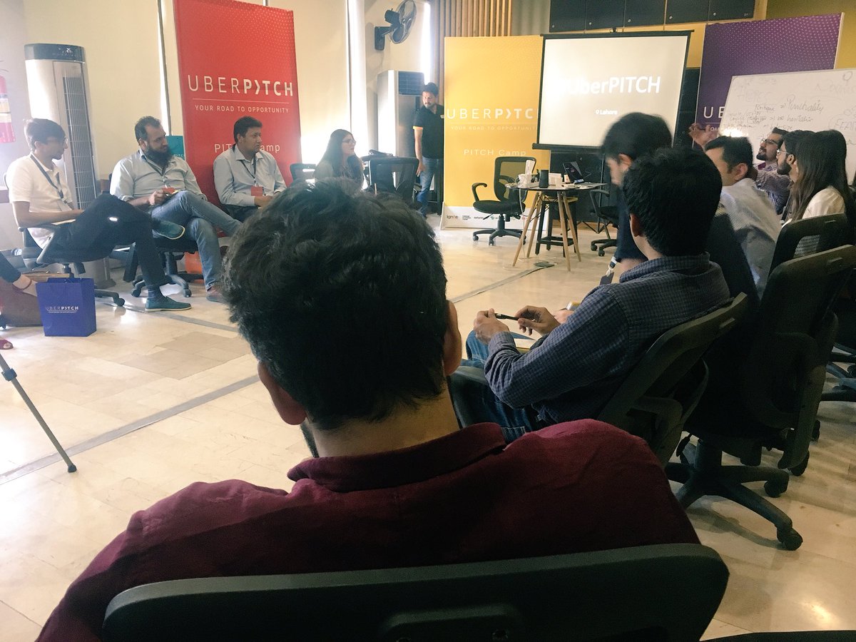 zainab8108's tweet image. Added some daylight in todays session of #pitchCamp! Thank you @Daftarkhwan :)