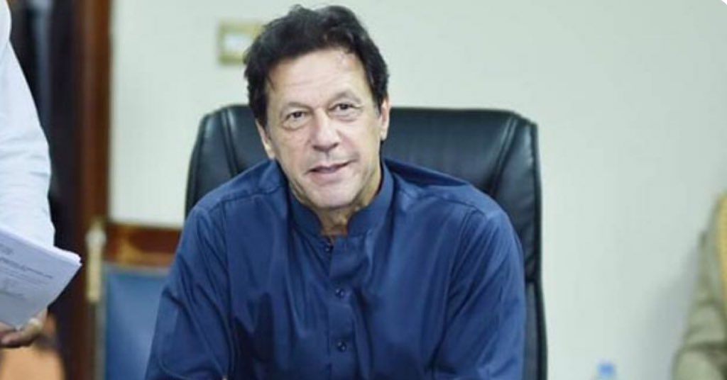 CPECarabic's tweet photo. رئيس الوزراء الباكستاني #عمران_خان سيزور #الصين الشهر المقبل من أجل تعميق العلاقات بين البلدين وتعميق الشراكة في #الممر_الاقتصادي_الصيني_الباكستاني كما صرح السفير الصيني لدى #باكستان بأن مشاريع #الممر_الاقتصادي_الك أضافت أبعادا جديدة في العلاقات المشتركة والثنائية بين البلدين. https://t.co/md6IrzMbZp