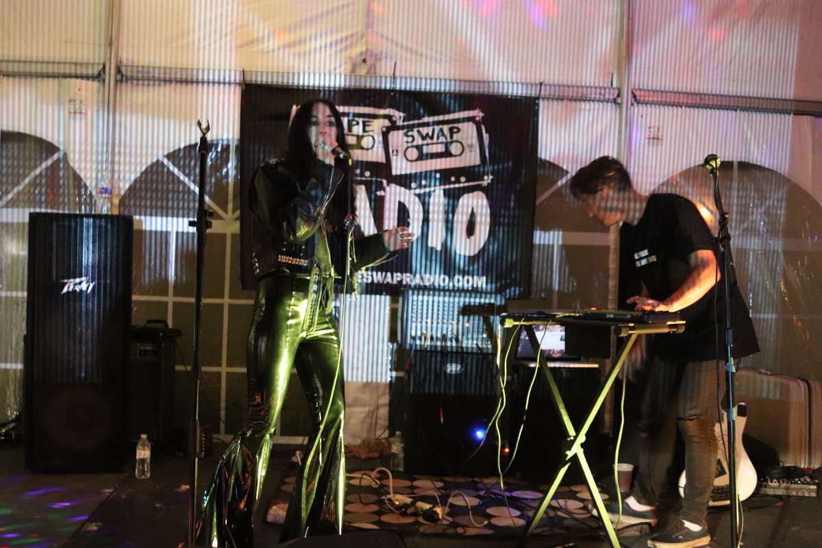 tapeswapradio's tweet image. The first day of @_ArtsFest 2018 is in the books. We had an unbelievable start to the Tape Swap Radio Stage. Thanks to The Twilights, The Beings, L.M.I., GSGA, and @paperchains__ , and everybody who came out! We have two more days left, so stop by Cedar Beach Park!