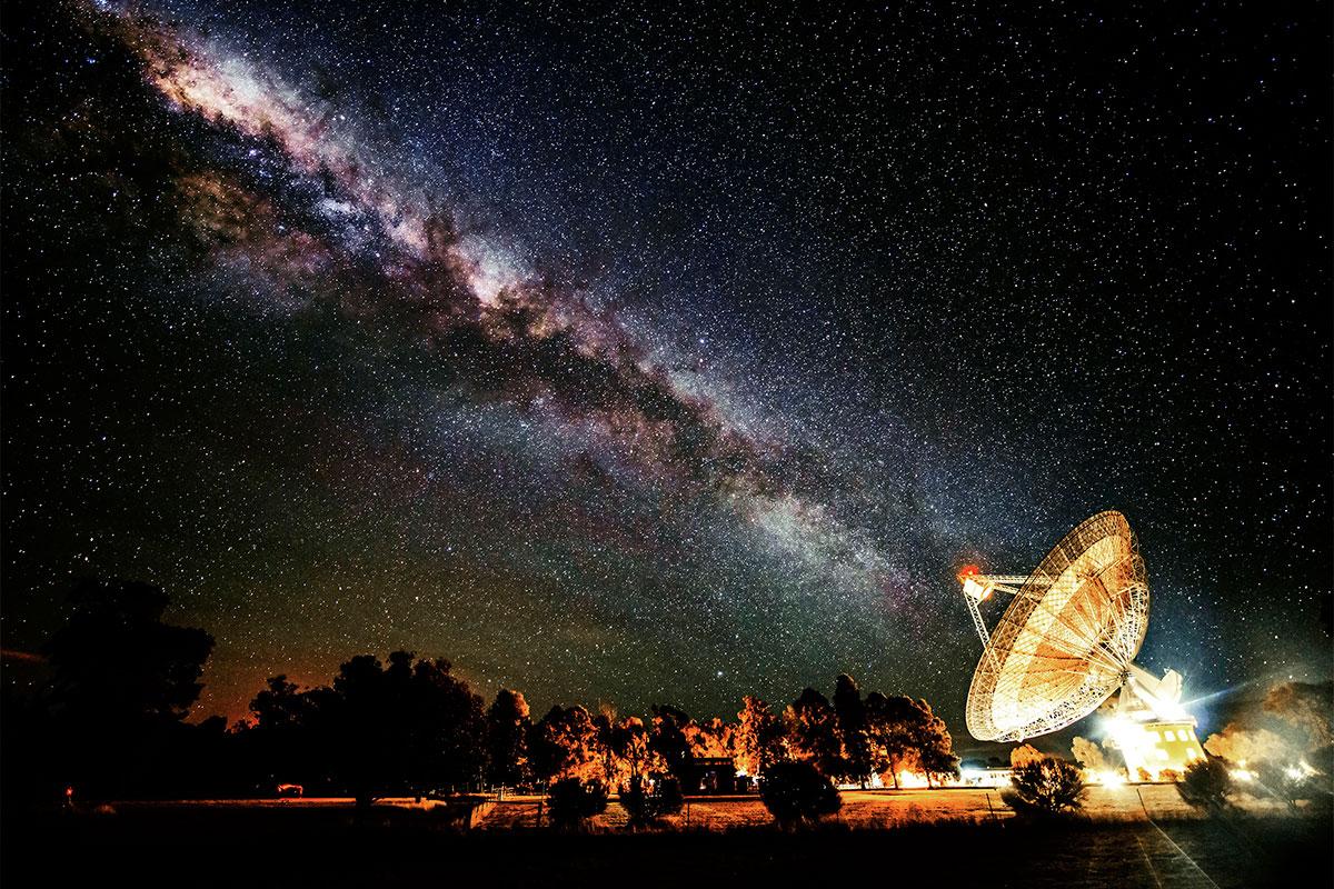 newscientist's tweet photo. Why haven’t we heard from aliens? Because we’ve barely started looking https://t.co/SRCejR7Bqf https://t.co/iaQoCwHUms