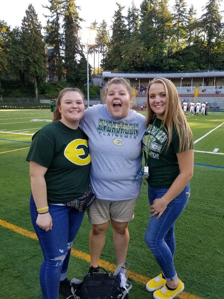 EHS Sports Medicine squad for varsity football! @Egreenathletics <a href="/egreenfootball/">Evergreen Football</a>