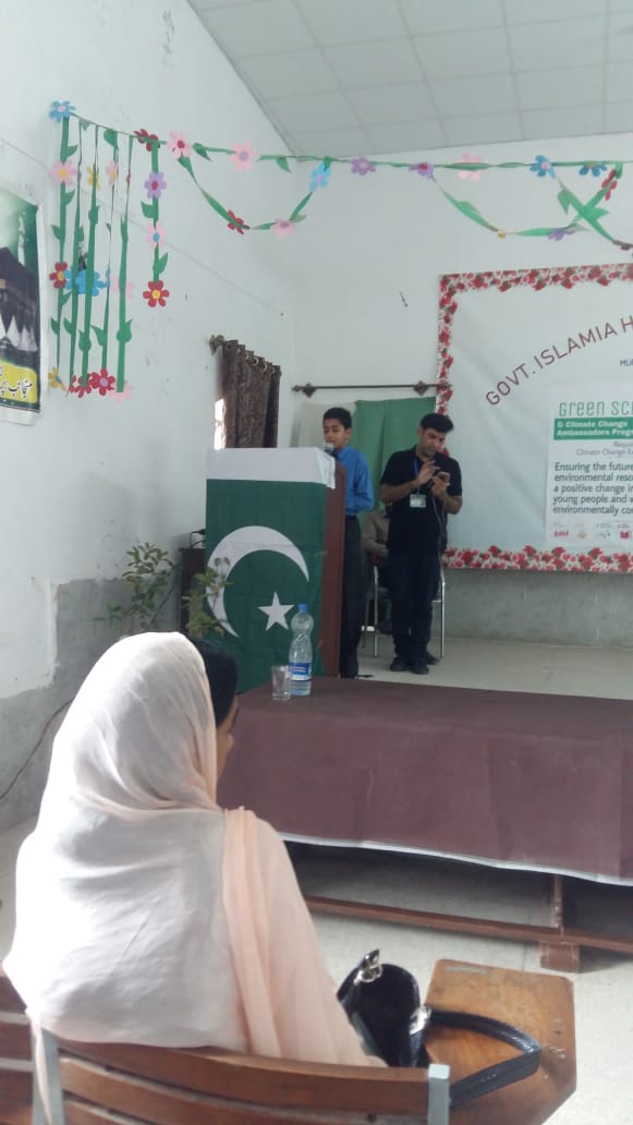 Aliknight786786's tweet image. Today's basic problem is not global warming, heat waves,  rise of sea level and neither pollution it is lack of awareness.  And we #pyef are doing it at our best.  May Allah be with us... 
#GreenSchools @WWF