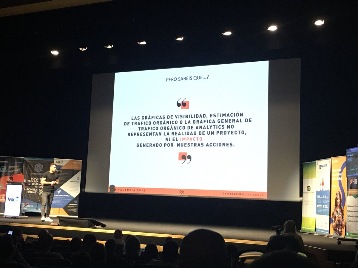 esiva's tweet photo. Abre el #DSMValencia @Lu1sma con un gran consejo #SEO: “No podemos tomar decisiones sin saber necesidades y objetivos” https://t.co/mZ9tH8DKbD