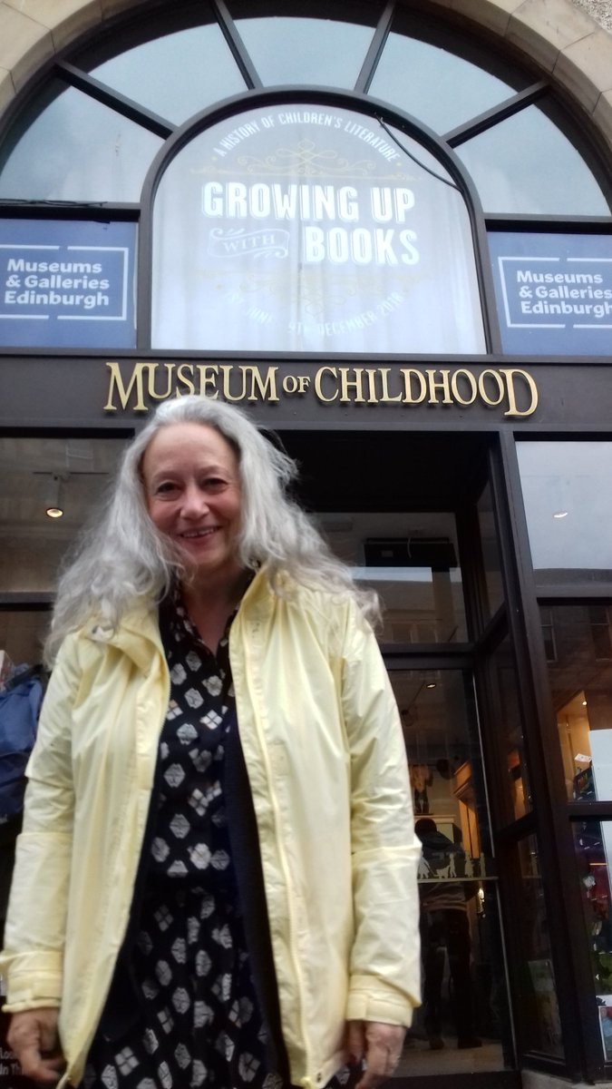 Val_Bold's tweet photo. Lovely to walk past #GrowingUpWithBooks yesterday -- looking busy! Still open till December, with the conference to come on 23/11. Can't wait!

@_SELCIE_ @MLitt_ScotLit @litandlang @LLCatEdinburgh @SarahDunnigan1 @Strath_English @litlong @LiteraryBonds @EdinCityofLit #Edinburgh https://t.co/NqASiCeP7V