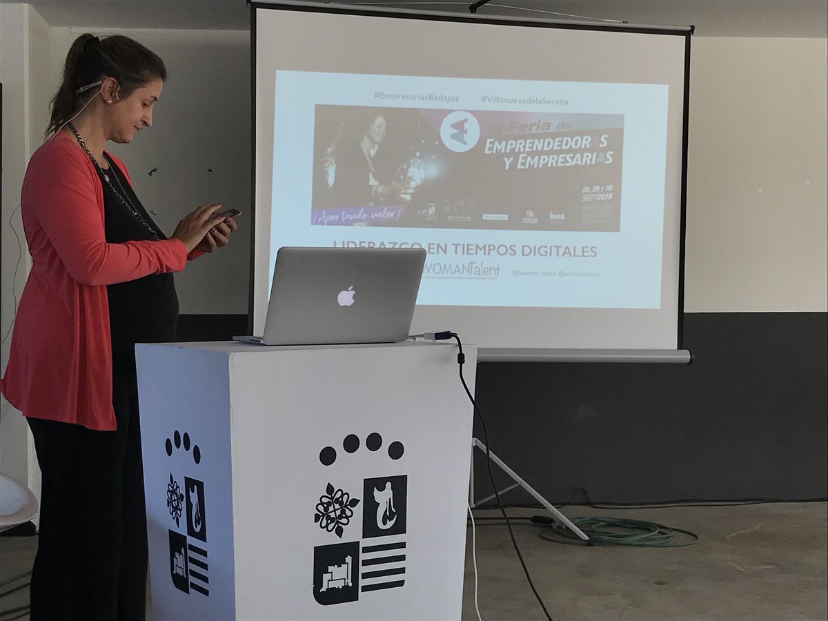 hachebenitez's tweet photo. Comenzar el sábado con una charla sobre #liderazgo es motovador. Si la presentación la hace @TAngelesMM con la energía que le caracteriza... pues eso, que no te puedes quitar la sonrisa. #EmpresariasBadajoz #VillanuevaDeLaSerena @womantalent @beatriz_recio @inimiaComunica https://t.co/JRd2qhTHAj