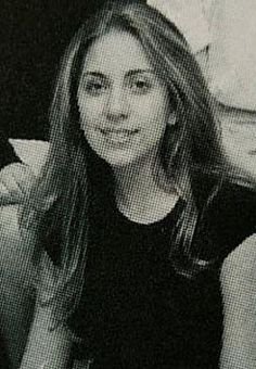 I mean, just look at the hair. She uses a hair color that seems pretty close to what her natural color was. Significantly, I don& #39;t think she& #39;s ever used this hair color during her career as Lady Gaga. So the feel-good "authentic"-looking story is actually kiiinda dishonest ykwim