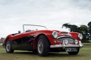 classic_bmw's tweet photo. Win a Triple Classic Car Driving Experience in Heyford Park, Oxfordshire with us! All you need to do is enter the draw by following this link, and the winner will be announced in Febuary 2019! https://t.co/8jgJIAWc67 🚙 https://t.co/0POlqnXBkS