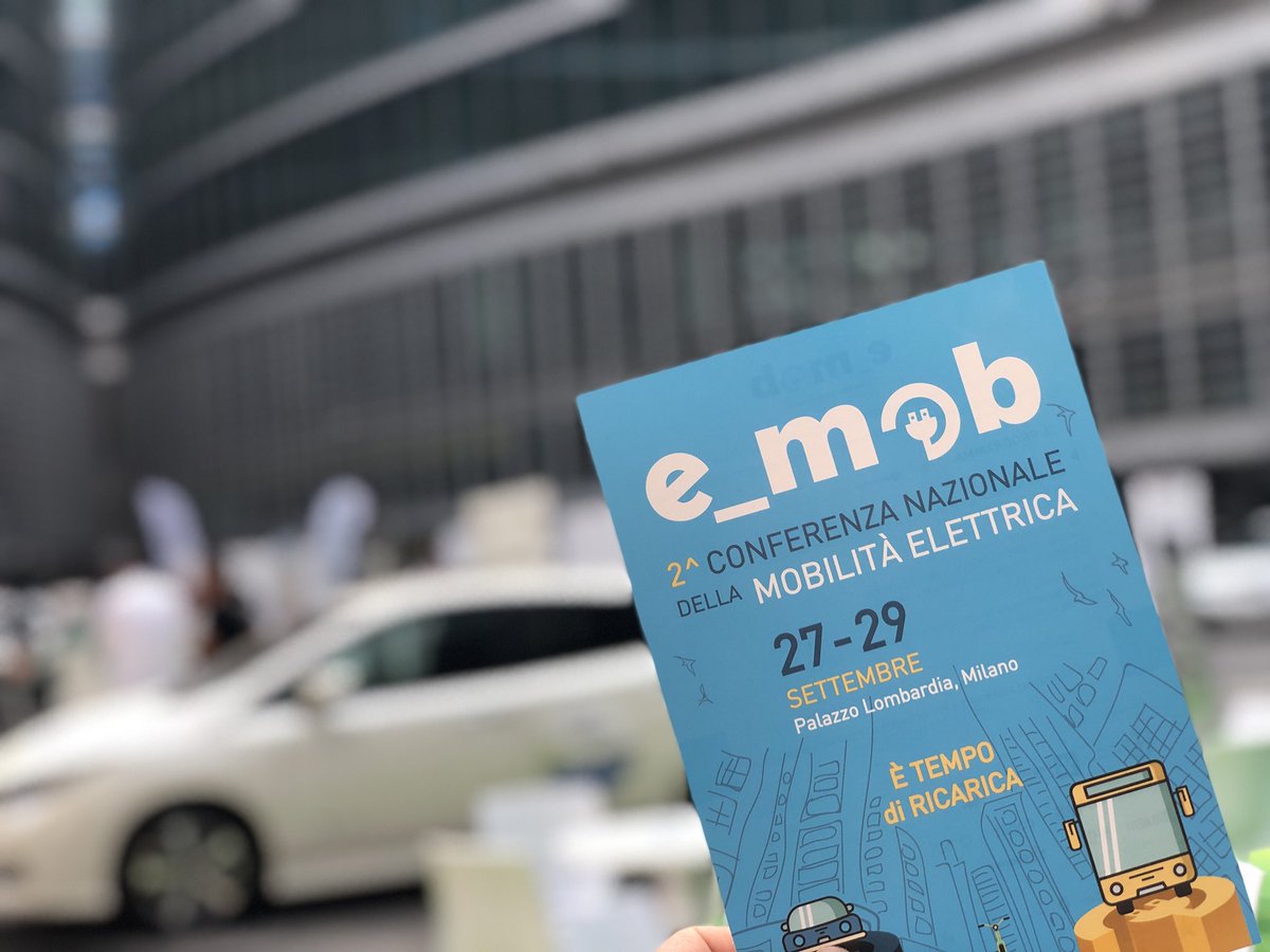 EdisonNews's tweet photo. Tre giorni di lavoro con i player del settore per definire le linee guida utili alle pubbliche amministrazioni per incentivare il mercato della #mobilitaelettrica. Questo l’obiettivo della seconda edizione di @emobevento https://t.co/IGcCiqbzgX #emob2018 https://t.co/HuUzyPlVMN