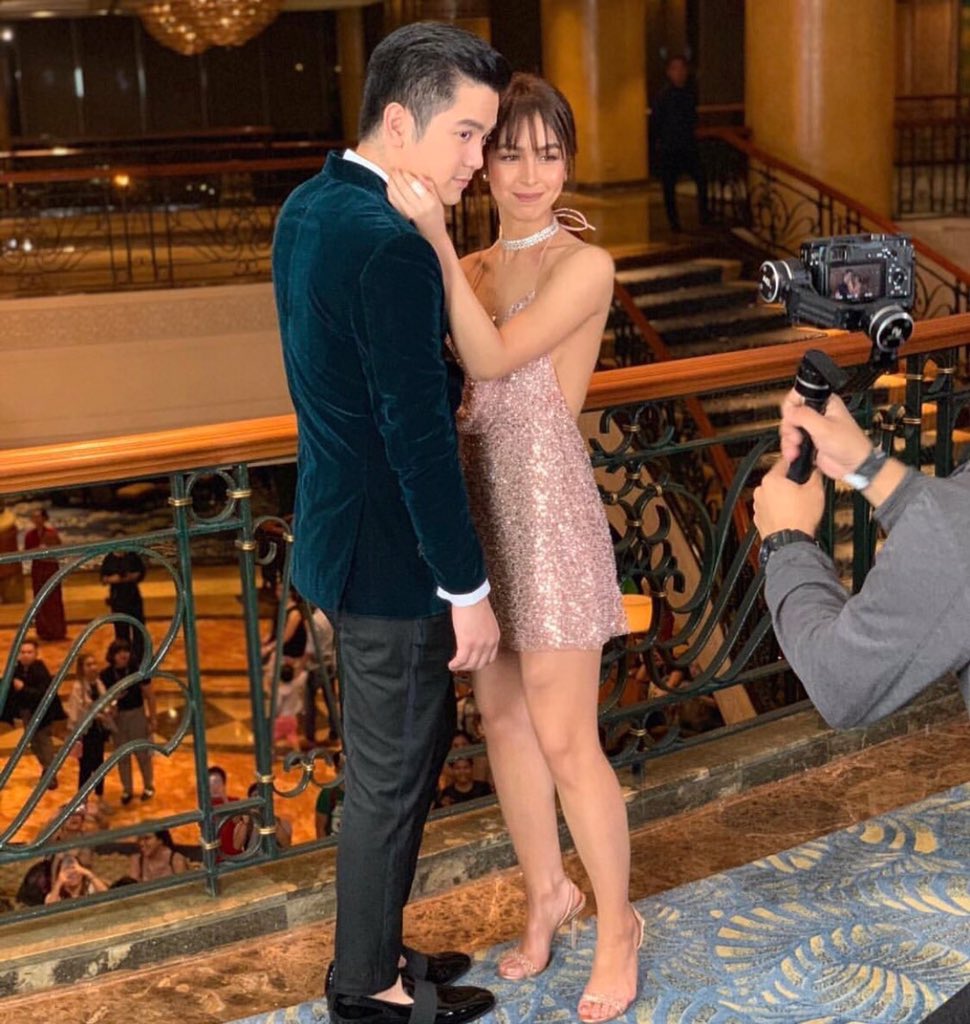 JBeautiesPMPG's tweet photo. THEIR OUTFITS ✨✨

#ABSCBNBall2018 https://t.co/FDNWkBqzRd