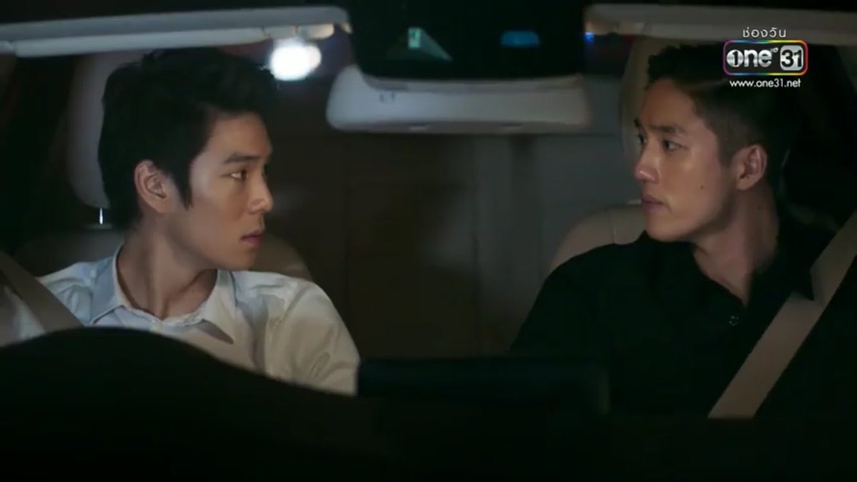 pangwish924's tweet photo. ที่รักขับรถไม่มองทางเลยนะคะ
#เลือดข้นคนจาง https://t.co/YfDNmJFnnw