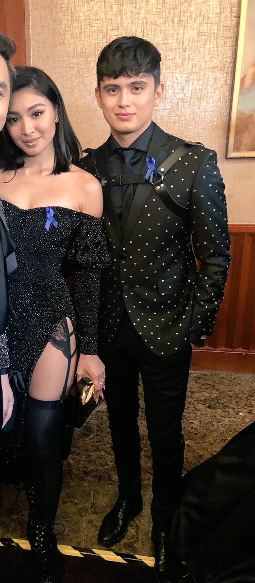 hello_nadineph's tweet photo. Sorry sam pero JADINES?????

Buhay pa kayo??????

#JaDineAtTheREIDCarpet https://t.co/SG8I0AvcLT