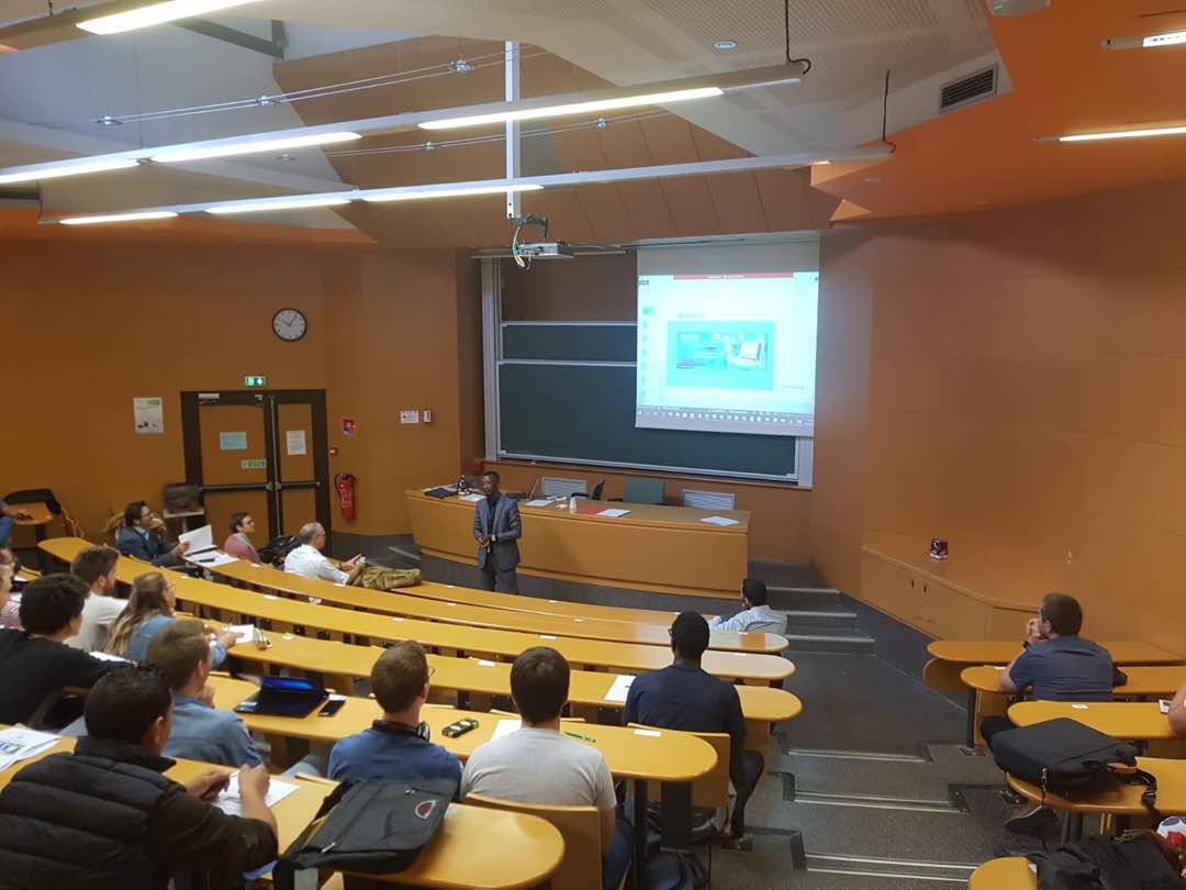 unisoftcm's tweet image. Deuxième journée de #IAPau data challenge à Paris avec #HospiSoft hospi-soft.com de #UniversalSoftware qui intervient sur le thème de: &quot; IA pour l&apos;aide au diagnostique médical &quot;
#speakers cc @AymardNya

ia-pau.com/#speakers