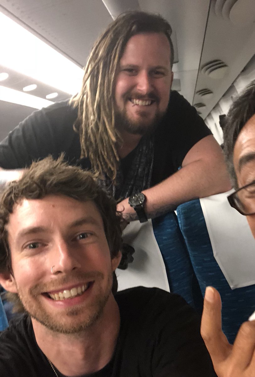 taltanio's tweet photo. #Music
#FallingDoves
#Sean #Mike
#TimeToEnjoy
#ROCKandROLL
#GreatMeetingOnSuperExpress
⬇️
⭐️Rolling Slow
(House Of Blues ver.)
https://t.co/sbptoUVOEm
⭐️Love On the Runway
https://t.co/GjP5y8rekI
⬆️ https://t.co/YkdyQaWkFE