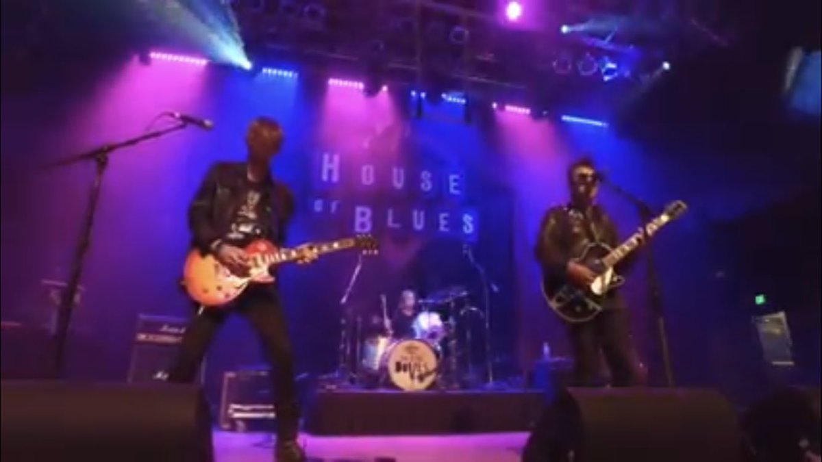taltanio's tweet photo. #Music
#FallingDoves
#Sean #Mike
#TimeToEnjoy
#ROCKandROLL
#GreatMeetingOnSuperExpress
⬇️
⭐️Rolling Slow
(House Of Blues ver.)
https://t.co/sbptoUVOEm
⭐️Love On the Runway
https://t.co/GjP5y8rekI
⬆️ https://t.co/YkdyQaWkFE