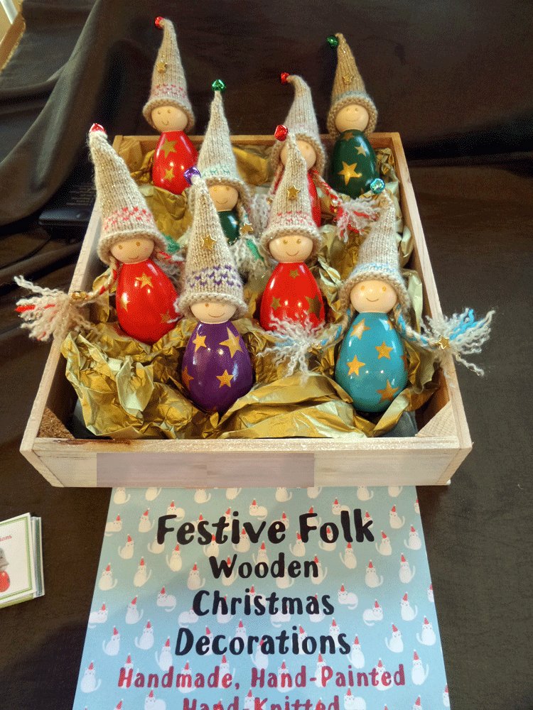 PegmalionCrafts's tweet photo. Festive Folk Peg Doll Decorations
#Handmade https://t.co/wiPQKOcoly