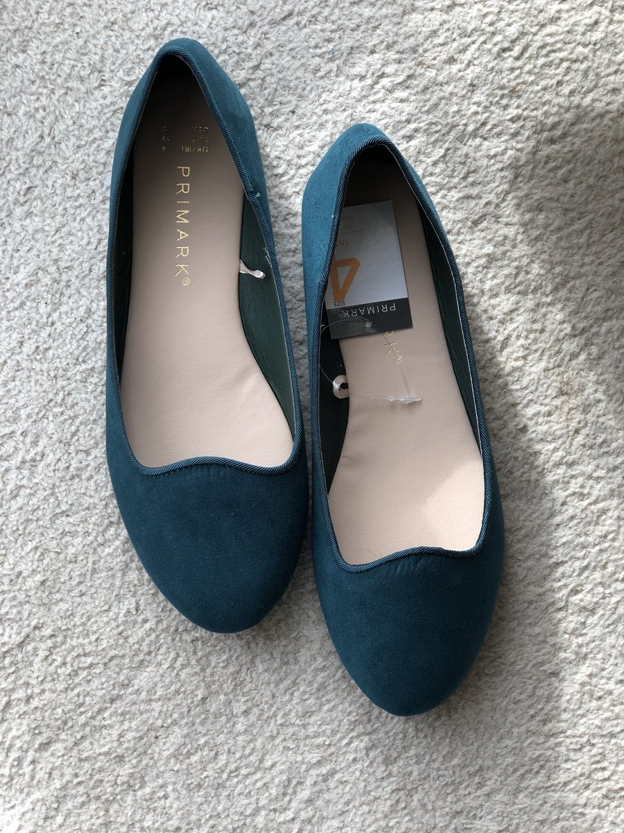 hibasharficntr's tweet photo. The most comfortable and convenient Flats you’ll ever wear ❤️
Primark Flats
Available in #FloraEvent
باقي ٥ ايام
5 Days left
Thursday 4/10 to Wednesday 10/10
From 10am to 11pm
Riyad 112 st next to joud pharmacy
#HibaSharfiCenter
#معرض_فلورا https://t.co/hiH71yA1mq