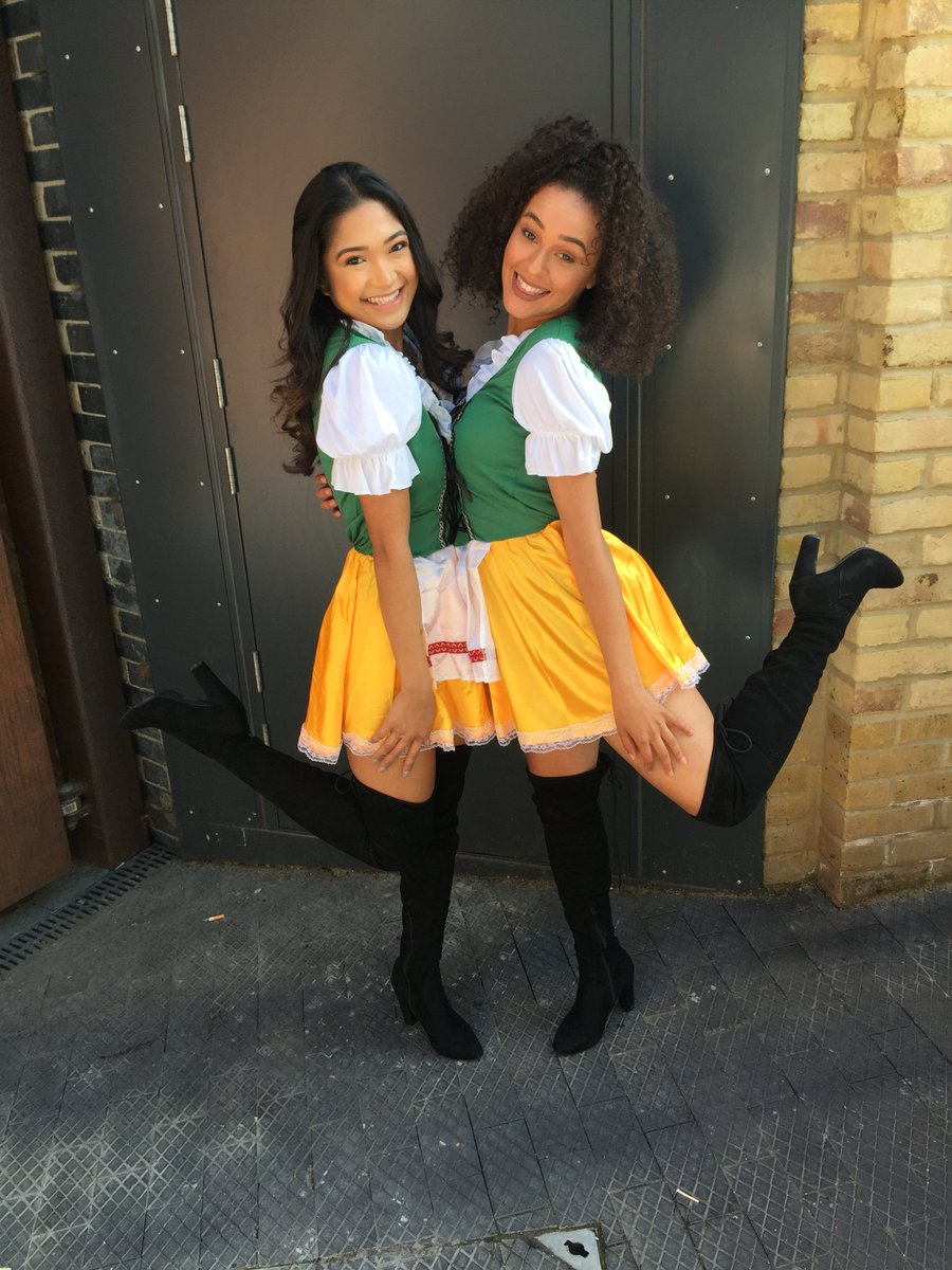 manacheerleader's tweet photo. Our cute @mana100staff waitresses today @26LeakeStreet 🍻🍻🍻 https://t.co/TkksvJhwmV
