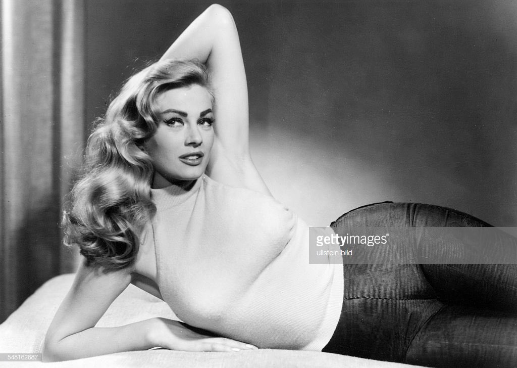 アニタ・エクバーグ直筆サイン入り2Lサイズ写真… Anita Ekberg アニタ・エクバーグ直筆サイン2Lサイズ写真 Anita Ekberg 【公式通販】